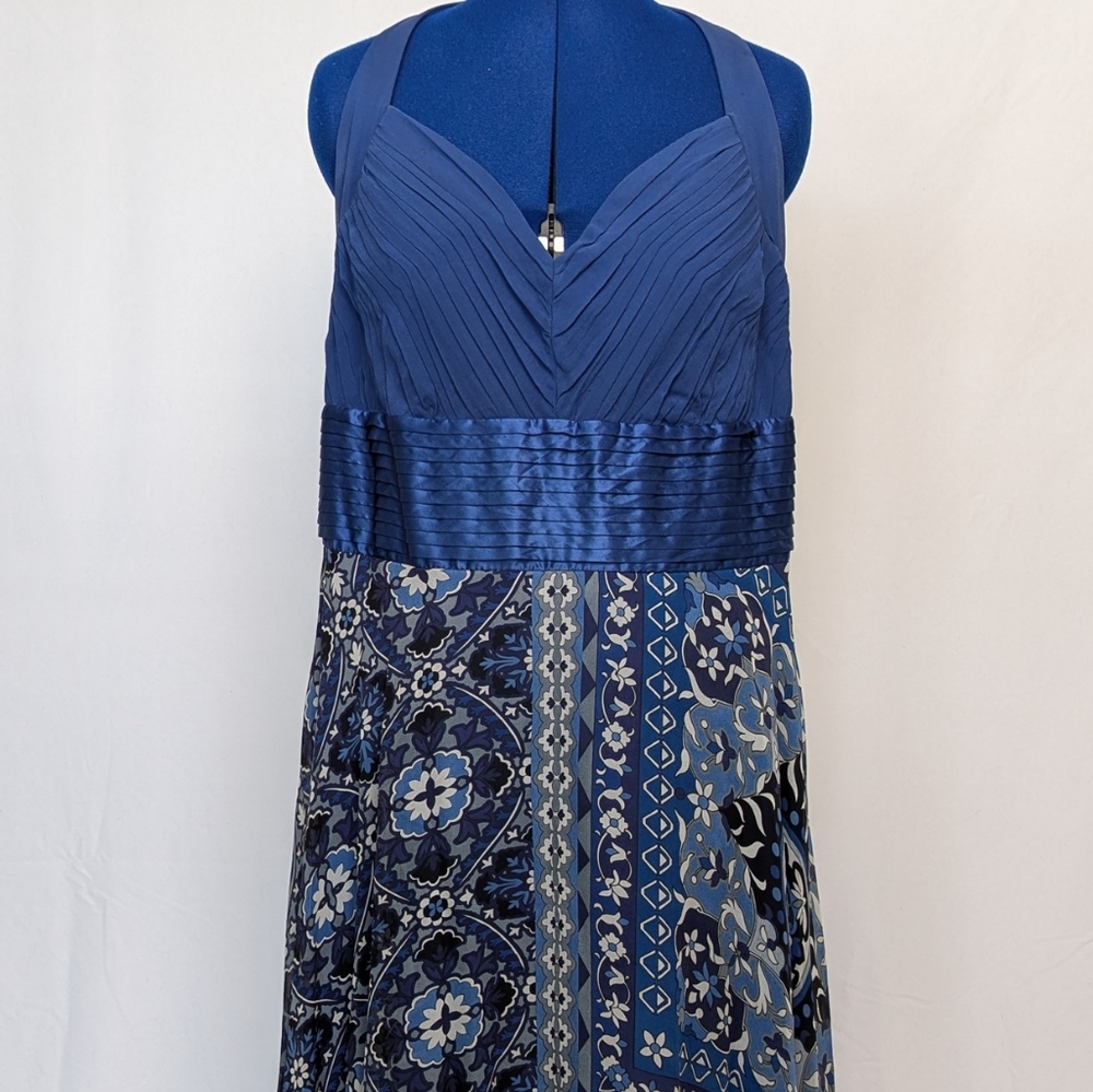 Sangria Navy Patterned Dress
